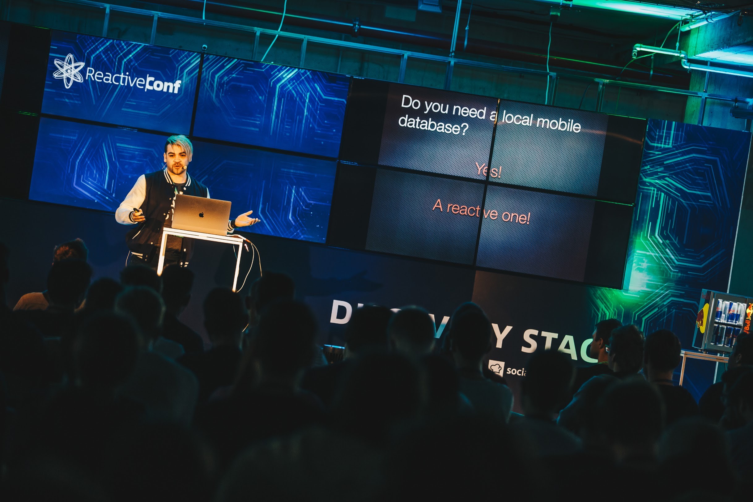 Chris presenting at ReactiveConf